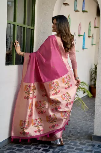 magenta zari woven cotton blend jacquard traditional saree with blouse