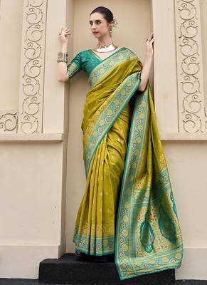 pear banarasi silk blend festive wear saree 2