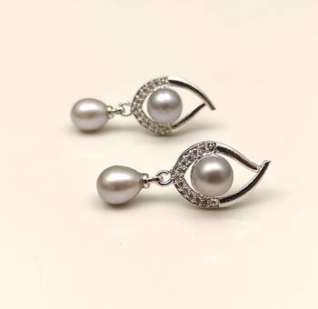 Certified natural freshwater pearls jewellery freshwater pearl drop earrings with crystal studded silver frame 5