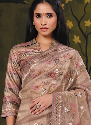 beige organza zari  floral multi thread embroidery party wear saree 4