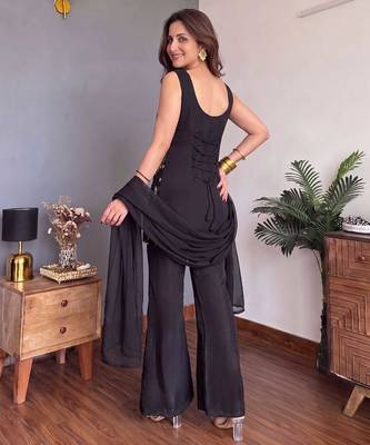 Black embroidered faux georgette kurta palazzo set with dupatta 3