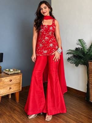Red embroidered faux georgette kurta palazzo set with dupatta 2