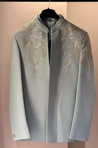 Heavy lachaka 3-piece short jodhpuri featuring intricate handwork, cotton lining, and a luxurious designer finish.