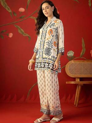 Off white floral printed pure cotton shirt collar tunic co-ord set 2