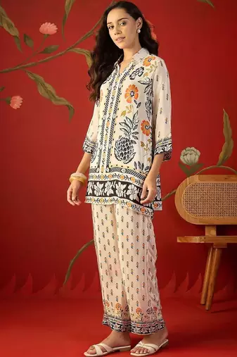 Off white floral printed pure cotton shirt collar tunic co-ord set