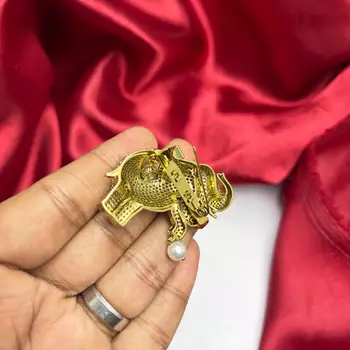 Crystal Elephant Saree Brooch, Pearl Dangle 4