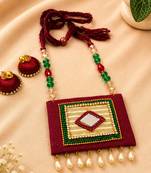 Maroon crystal bead fabric neckset