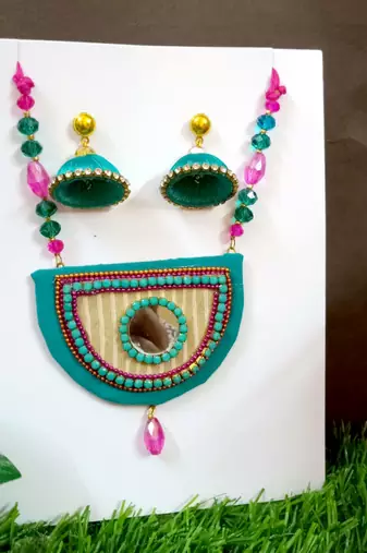Green crystal bead fabric neckset