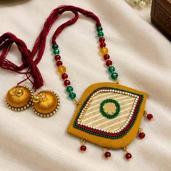 Yellow crystal bead fabric neckset 1