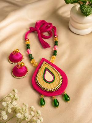 Pink crystal bead fabric neckset 1