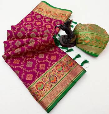 magenta floral woven design patola saree with blouse 2