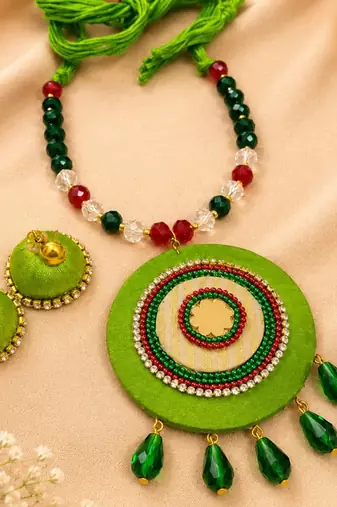 Green crystal fabric neckset