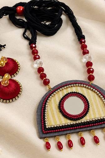 Grey crystal bead fabric neckset