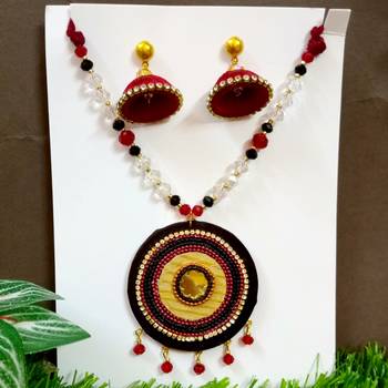 Black crystal bead fabric neckset 2