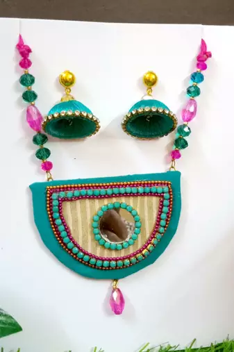 Green crystal bead fabric neckset