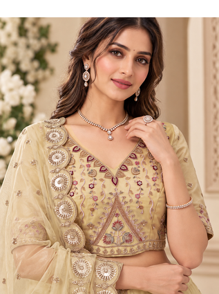 Light Yellow Color Crystal Beads,Multi Thread,Dori And Sequins Work Silk_Blend Lehnega Choli 2