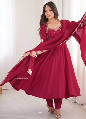 Red heavy embroidered flared anarkali suit with pant and dupatta set 2