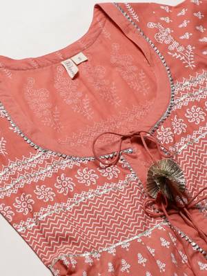 Women peach-coloured gotta patti printed cotton anarkali with long ethnic jacket 2