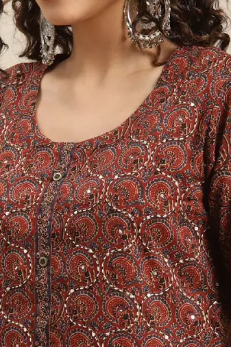 Women sequin ajrakh motif printed cotton thread work kurta