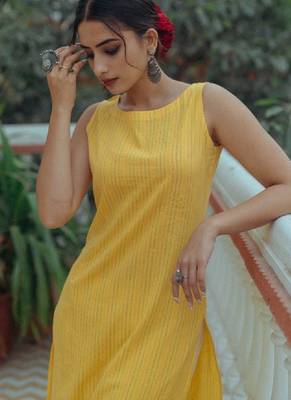 Women yellow pure cotton kantha work striped kurta 2