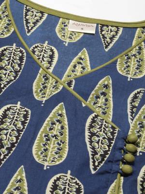 Women navy blue & green ethnic motifs printed cotton kurta 2