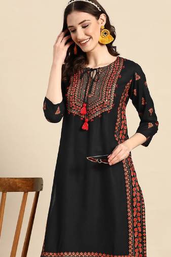 Floral yoke printed mirror work kurta