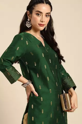 Women green & gold-toned ethnic motifs dobby kurta