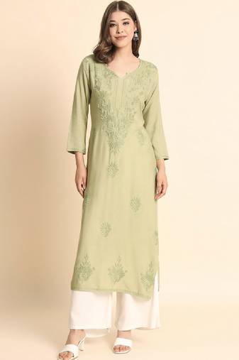 Floral embroidered thread work straight kurta