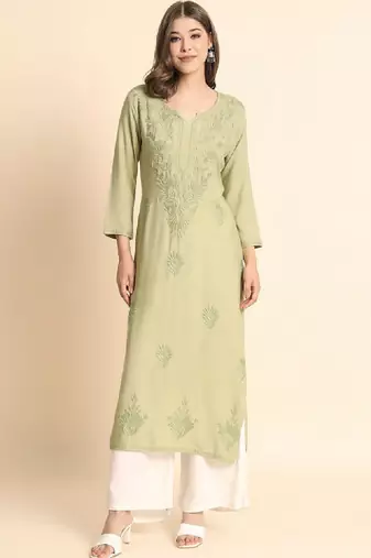 Floral embroidered thread work straight kurta