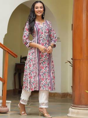 Pink floral printed a-line pure cotton kurta 3