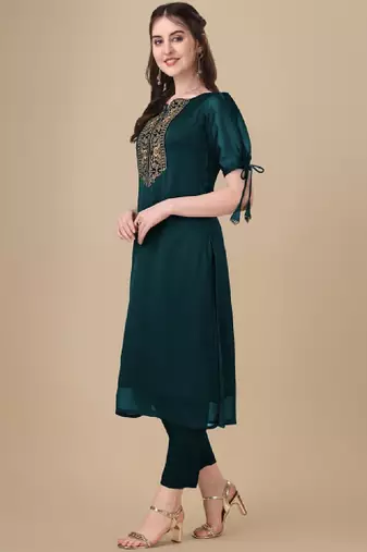 Yoke design thread work a-line kurta