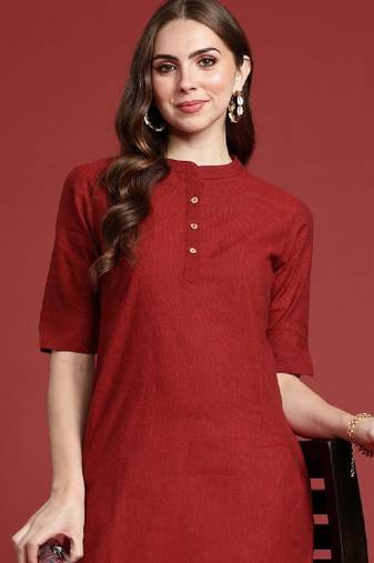 Women solid mandarin collar cotton straight kurta