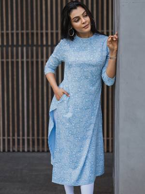 Women ethnic motifs printed thread work high-low a-line kurta 1