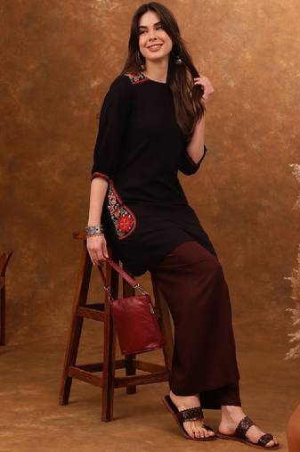Ethnic motifs embroidered a-line kurta