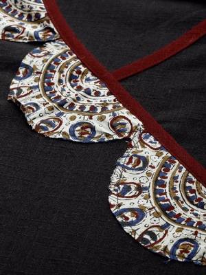 Geometric yoke design flared sleeves thread work anarkali kurta 2