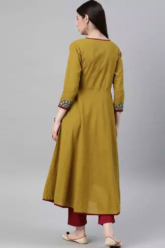 Women mustard yellow floral printed angrakha anarkali kurta with tassel tie-up