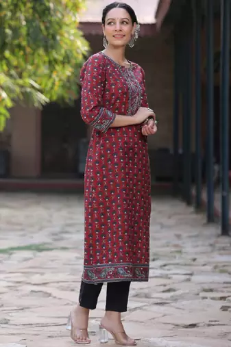 Women floral printed flared sleeves kurta