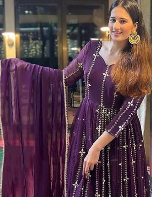 Embroidered sweetheart neck georgette anarkali kurta & dupatta 2