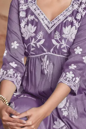 Women chikankari embroidery kurta