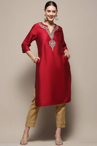 Ethnic motifs yoke design band collar straight kurta