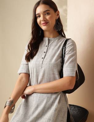 Grey striped woven design mandarin collar short sleeves cotton kurta 1