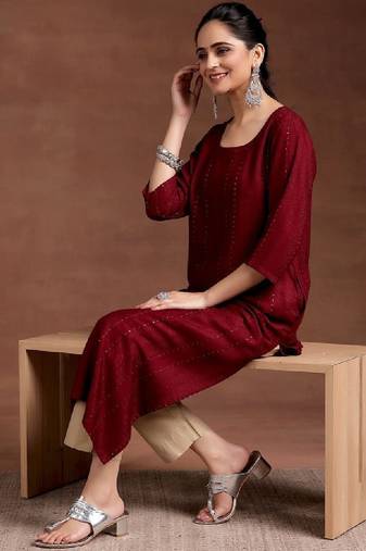 Women sequinned kurta