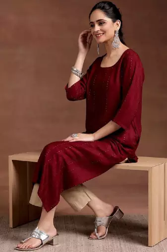 Women sequinned kurta