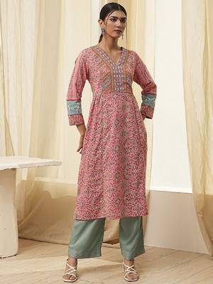 Women floral printed thread work kurta 1