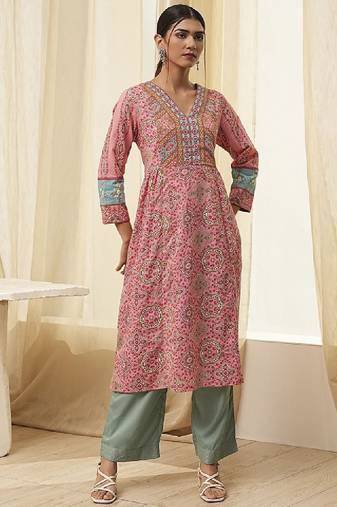 Women floral printed thread work kurta