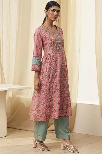 Women floral printed thread work kurta