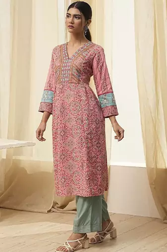 Women floral printed thread work kurta