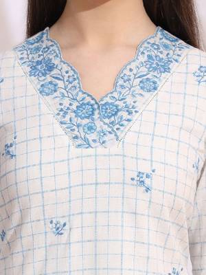 Floral embroidered v-neck thread work pure cotton straight kurta 2