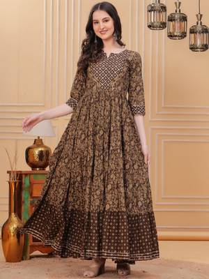 Women floral printed anarkali kurta 1