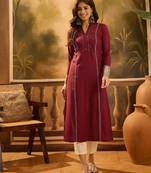 Striped embroidered mandarin collar straight kurta
